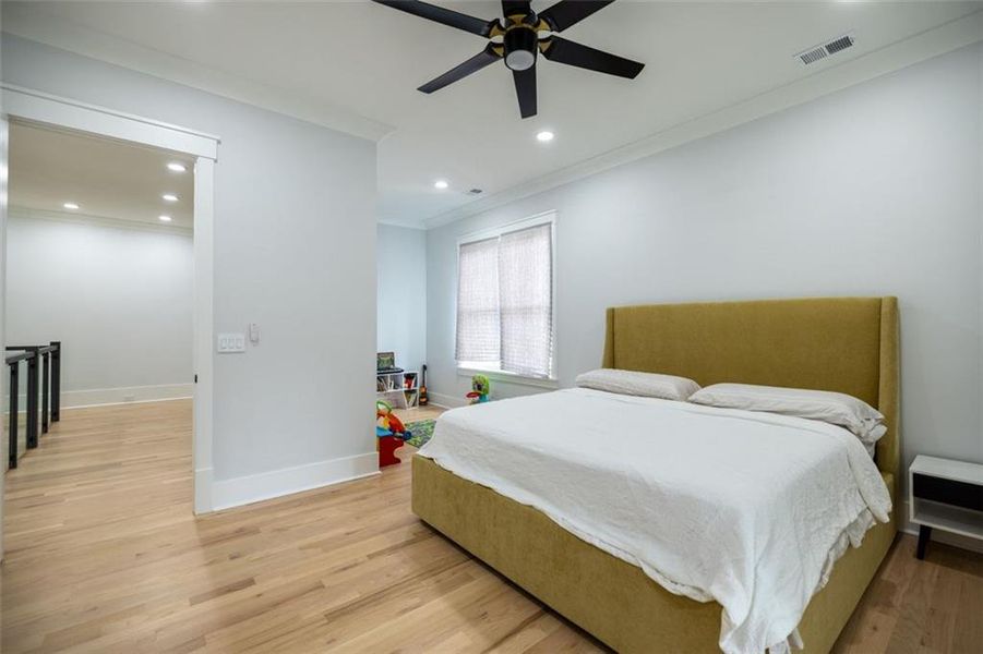 Furnished interior view inside a new home in , Buford (Image 6).