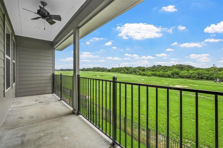 Balcony with ceiling fan