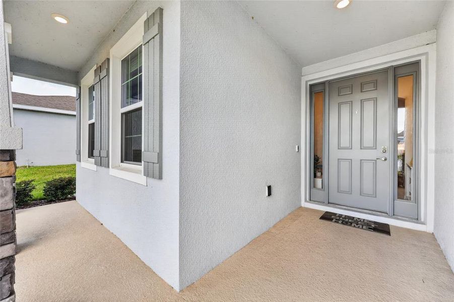 Exterior details and patio area of a home in JB Ranch, Ocala (Image 3).