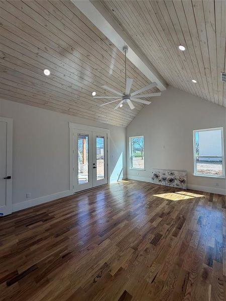 Spacious, unfurnished interior of a new home in , Granbury (Image 21). Spacious, unfurnished interior of a new home in , Granbury (Image 21).