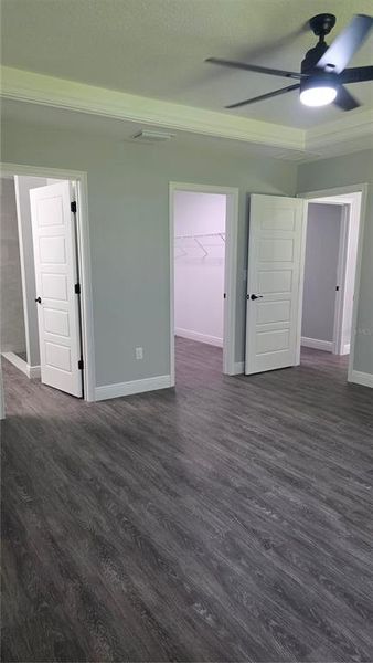 Spacious, unfurnished interior of a new home in , Dunnellon (Image 7).