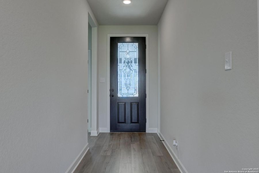 Spacious, unfurnished interior of a new home in Cordova Trails, Seguin (Image 16).