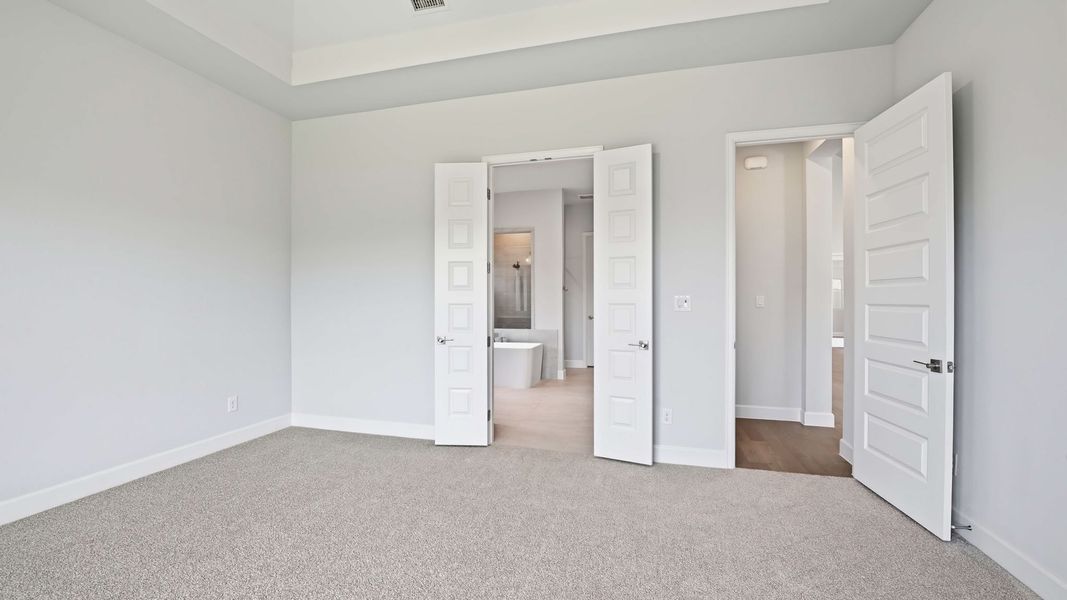 Spacious, unfurnished interior of a new home in Sonoma Verde, McLendon-Chisholm (Image 21).