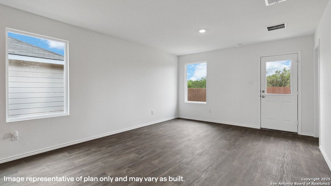 Spacious, unfurnished interior of a new home in Redbird Ranch, San Antonio (Image 17).