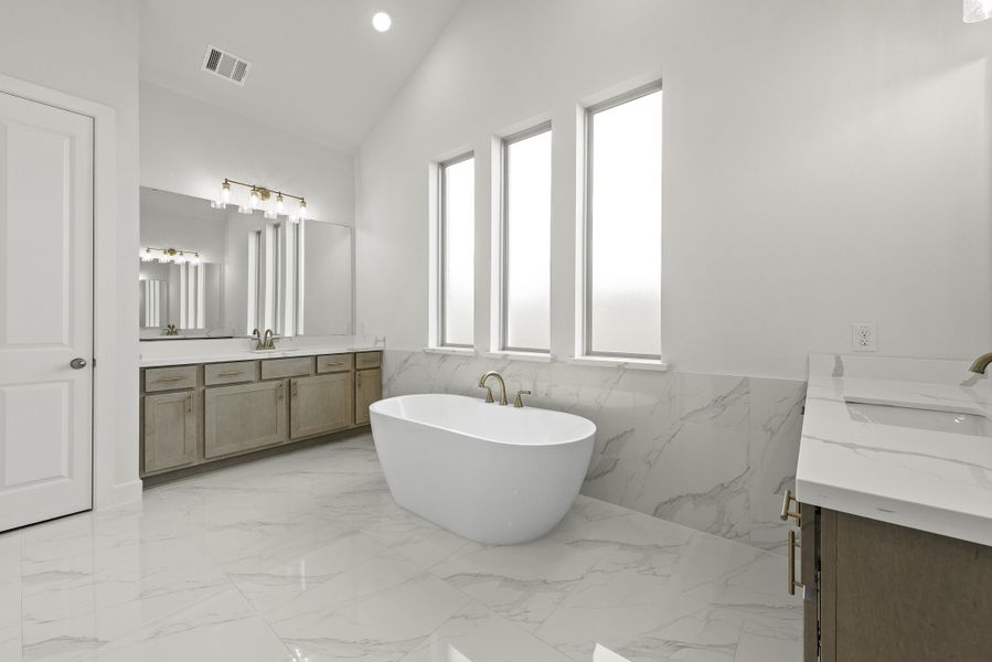 Representative furnished interior of a home built from the The Innes by Westin Homes in Kresston, Montgomery (Image 7). Representative furnished interior of a home built from the The Innes by Westin Homes in Kresston, Montgomery (Image 7).