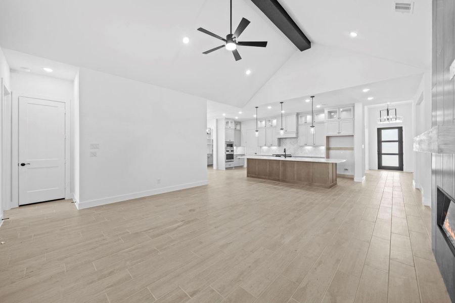Spacious, unfurnished interior of a new home in Elyson 60's, Katy (Image 15). Spacious, unfurnished interior of a new home in Elyson 60's, Katy (Image 15).