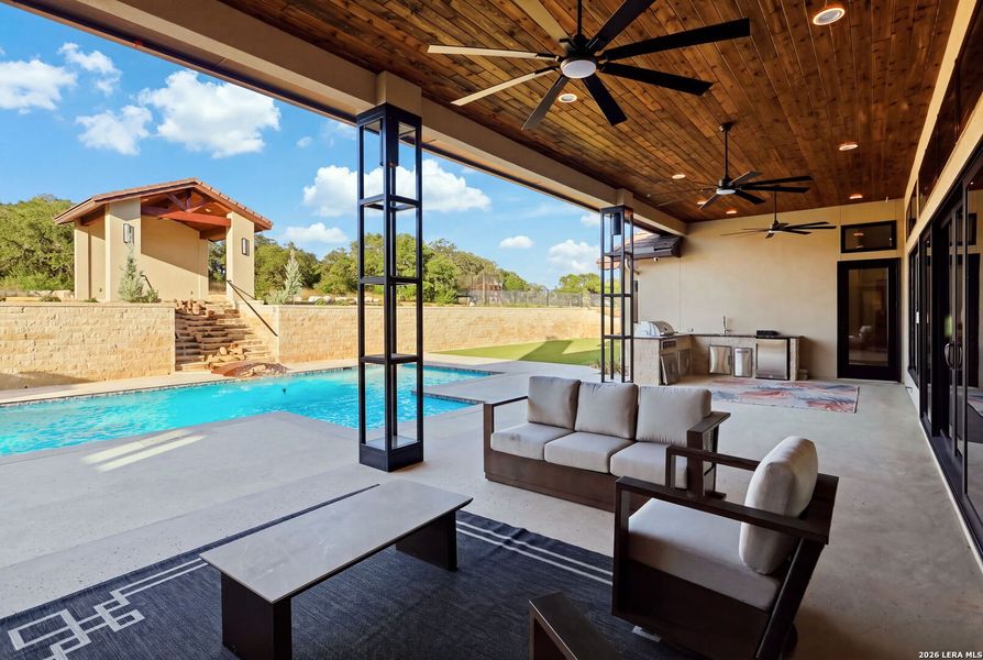 Community amenities in , Boerne (Image 42).