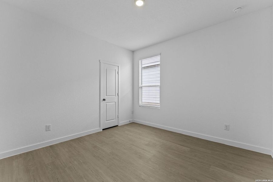 Spacious, unfurnished interior of a new home in Hightop Ridge, Converse (Image 20).
