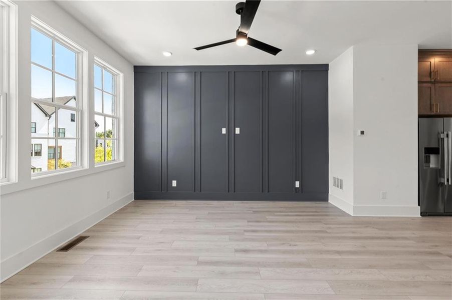Spacious, unfurnished interior of a new home in The Gathering Alpharetta, Alpharetta (Image 27).
