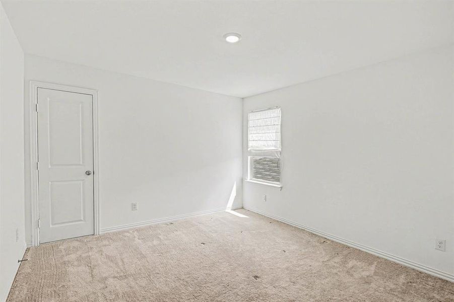 Spacious, unfurnished interior of a new home in Northpointe, Fort Worth (Image 25).