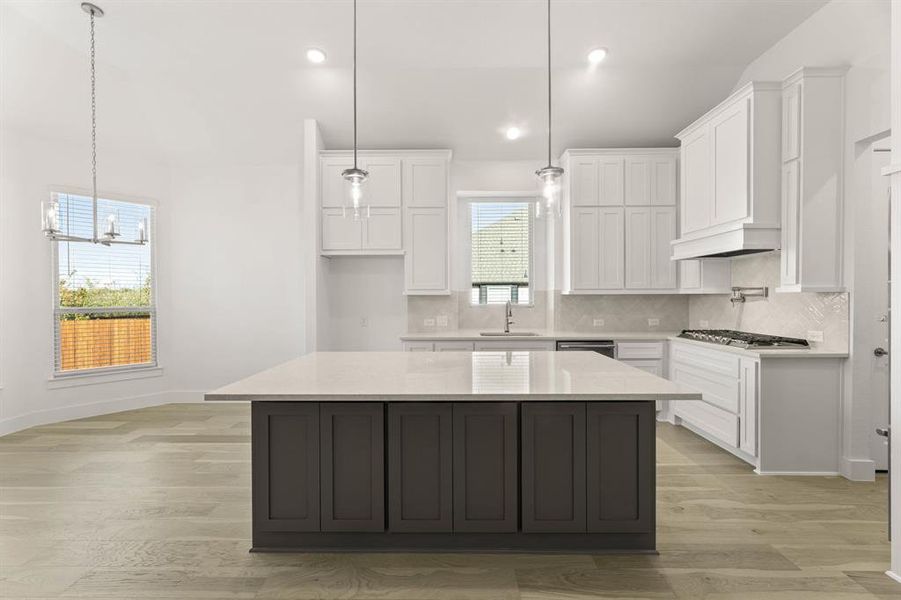 14_621 Hidden Lakes-Kitchen-1