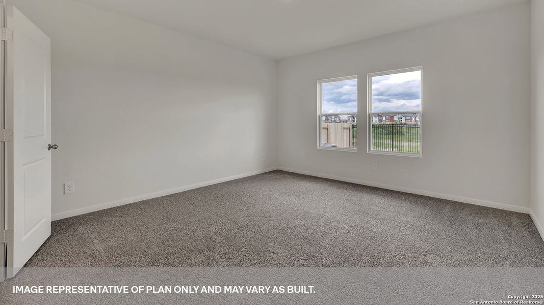 Spacious, unfurnished interior of a new home in Trace, San Marcos (Image 22).