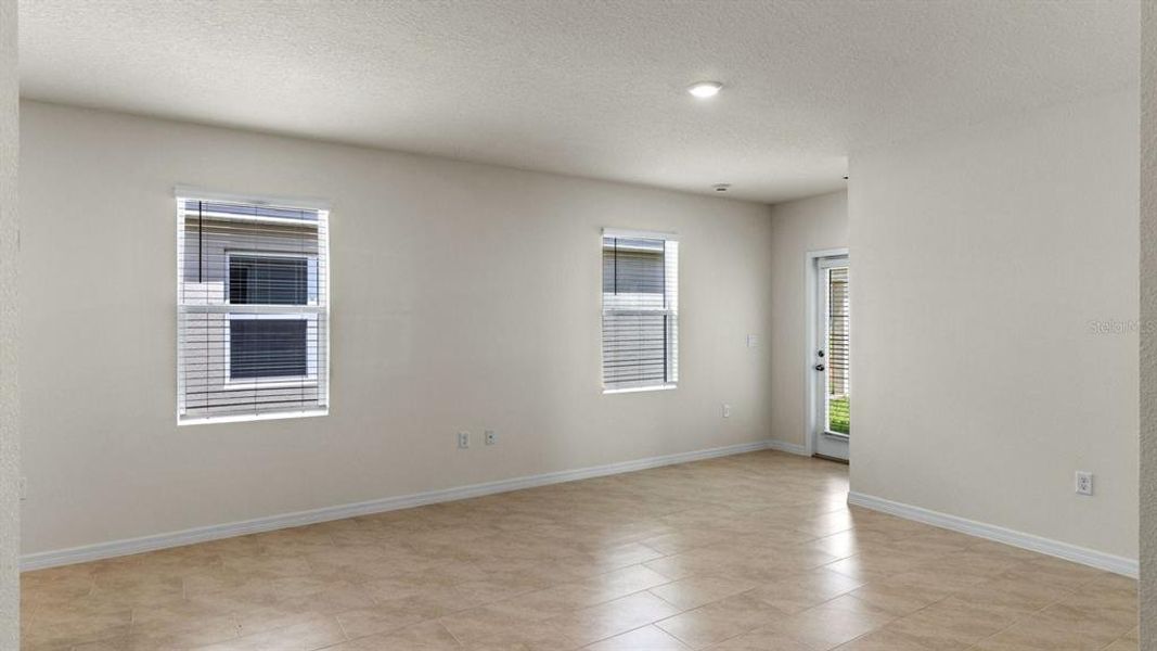 Spacious, unfurnished interior of a new home in Magnolia Pointe, Umatilla (Image 14). Spacious, unfurnished interior of a new home in Magnolia Pointe, Umatilla (Image 14).
