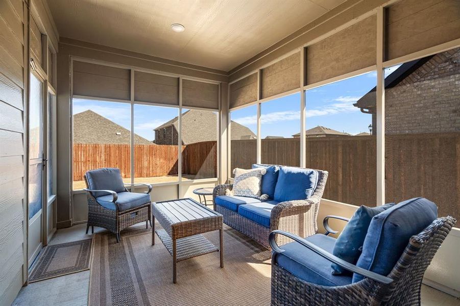 Screened-in patio provides a peaceful retreat!