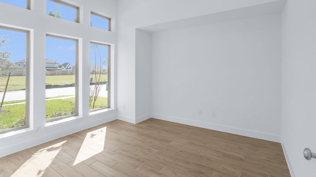 Spacious, unfurnished interior of a new home in The Grand Prairie, Hockley (Image 16).