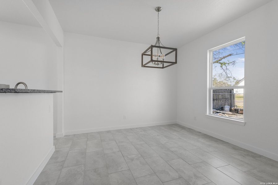 Spacious, unfurnished interior of a new home in , Jourdanton (Image 13).