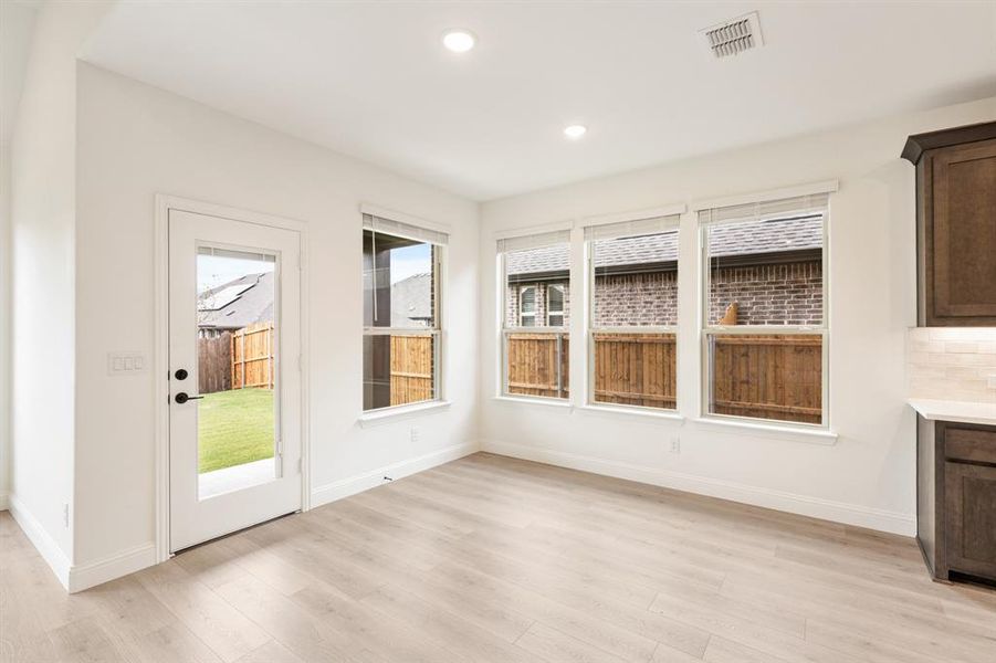 Spacious, unfurnished interior of a new home in West Crossing, Anna (Image 30).