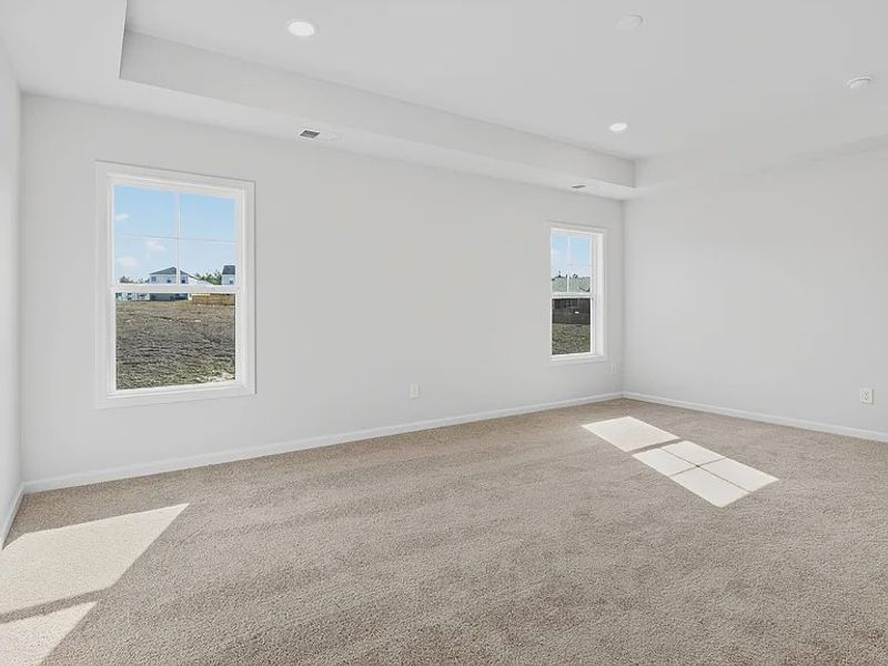 Spacious, unfurnished interior of a new home in Portrait Hills, Aiken (Image 7).