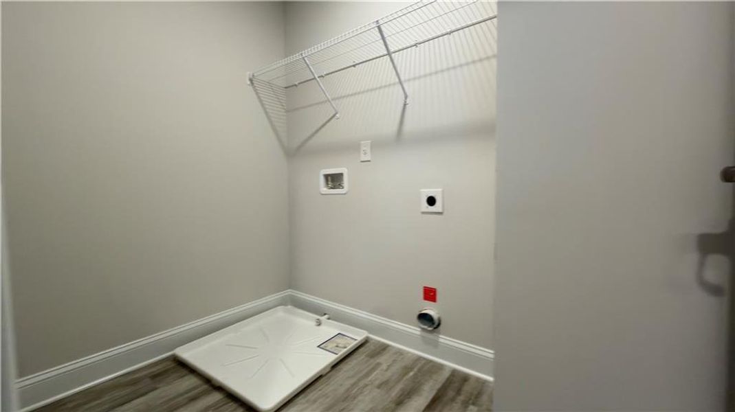 Spacious, unfurnished interior of a new home in Habersham Meadows, Demorest (Image 33).