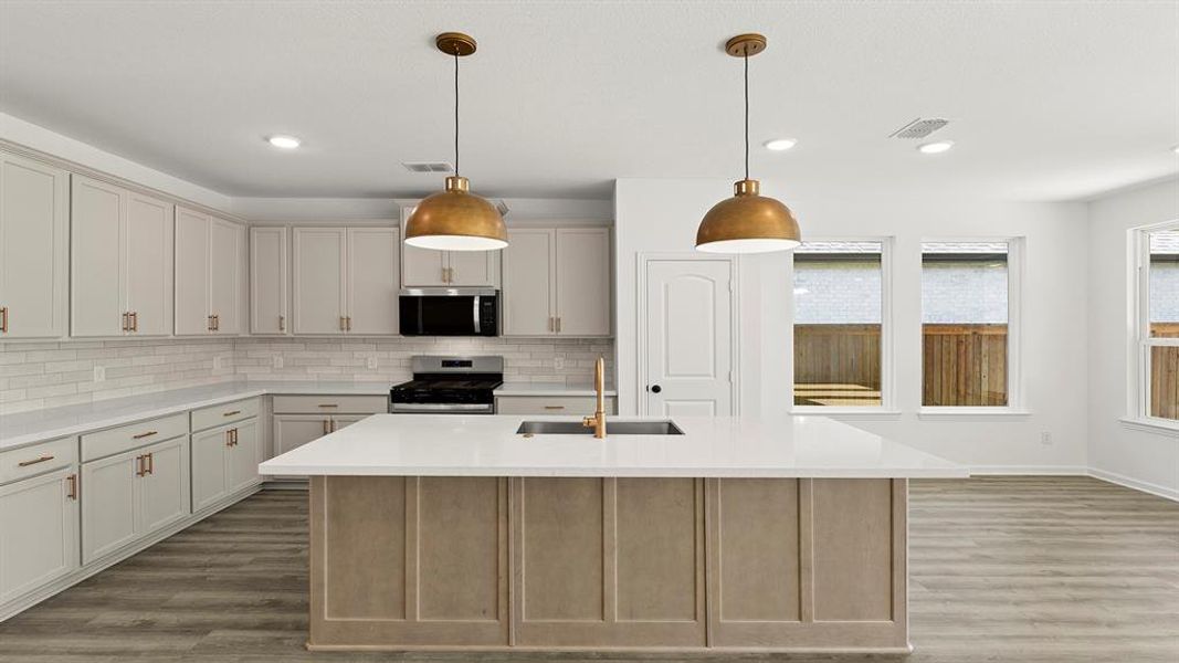 08. 3166 Duck Heights - Kitchen 08. 3166 Duck Heights - Kitchen