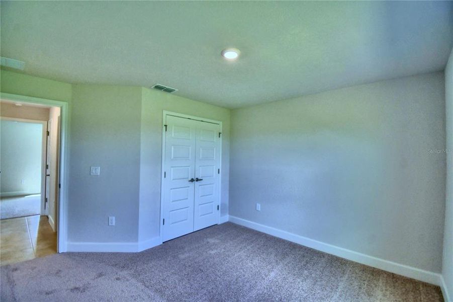 Spacious, unfurnished interior of a new home in Cadence Crossing, Auburndale (Image 20).