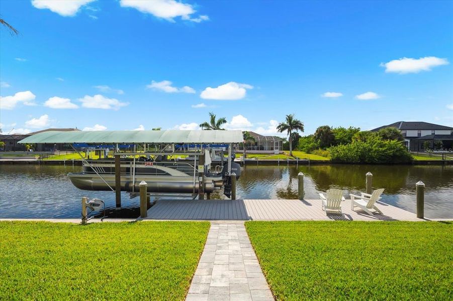 Community amenities in , Port Charlotte (Image 44).