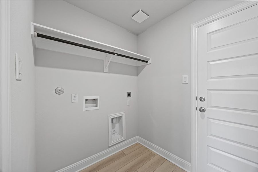 Image 15 of a home in Grand Oaks Reserve. Image 15 of a home in Grand Oaks Reserve.