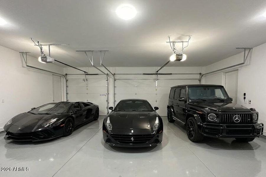 3 Car Air Conditioned Garage - With Digi