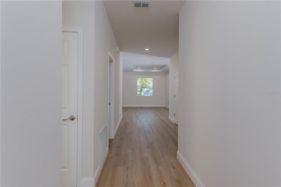Spacious, unfurnished interior of a new home in , Debary (Image 21). Spacious, unfurnished interior of a new home in , Debary (Image 21).