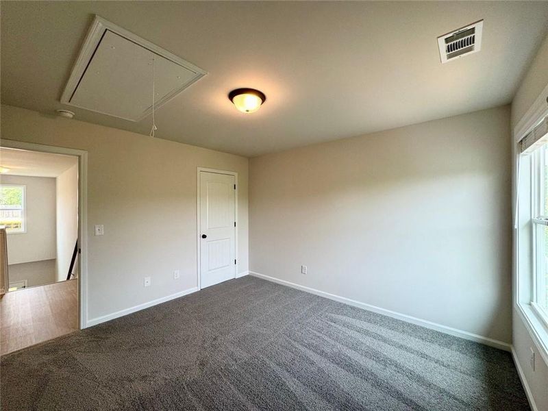 Spacious, unfurnished interior of a new home in , Lula (Image 15).