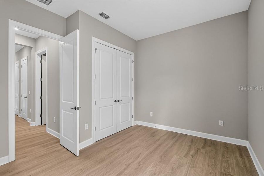 Spacious, unfurnished interior of a new home in Center Lake Ranch Community Group Page, St. Cloud (Image 16).