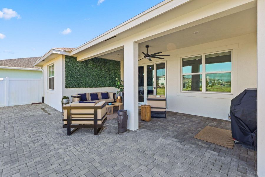 Exterior details and patio area of a home in , Loxahatchee (Image 33).