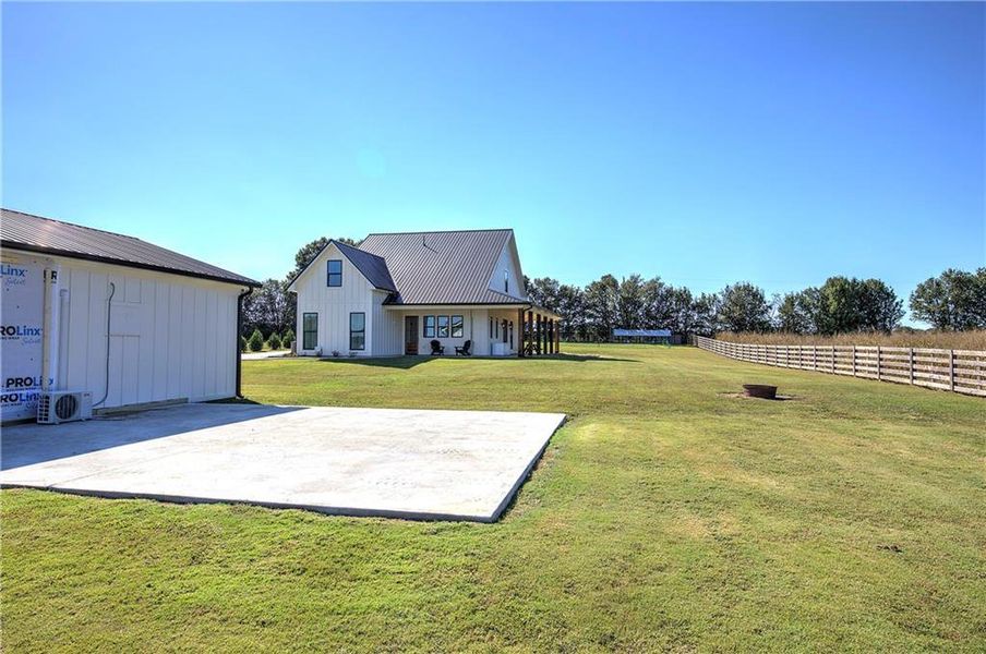 Exterior details and patio area of a home in , Calhoun (Image 4).