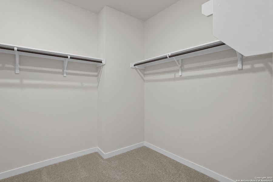 Spacious, unfurnished interior of a new home in Park Place, New Braunfels (Image 17). Spacious, unfurnished interior of a new home in Park Place, New Braunfels (Image 17).