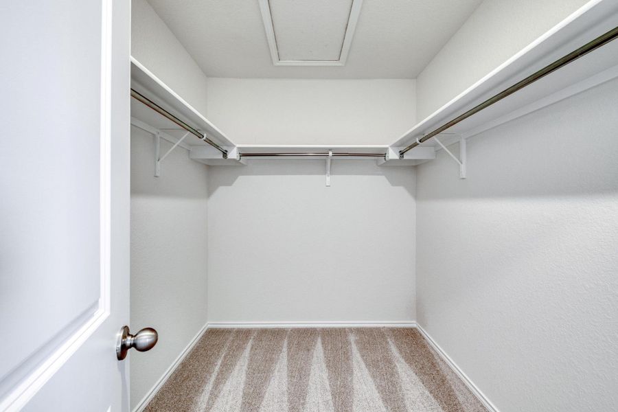 Spacious, unfurnished interior of a new home in Mustang Valley, Manor (Image 24). Spacious, unfurnished interior of a new home in Mustang Valley, Manor (Image 24).