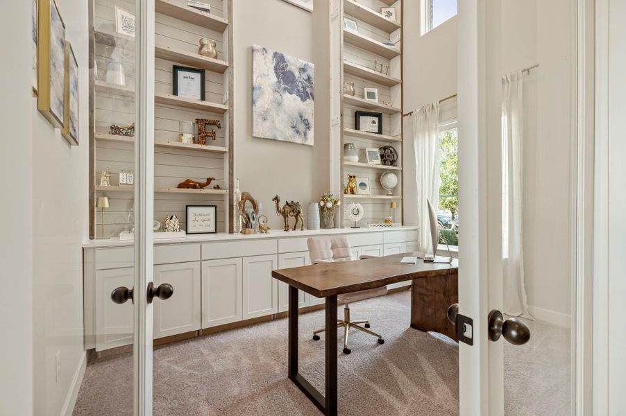 Furnished interior view inside a new home in Sweetwater - 60', Austin (Image 25). Furnished interior view inside a new home in Sweetwater - 60', Austin (Image 25).