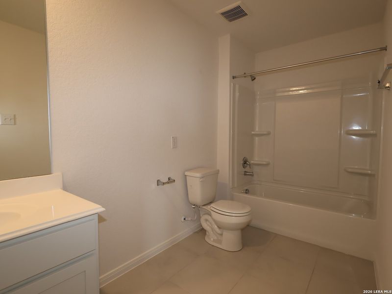 Furnished interior view inside a new home in Agave, San Antonio (Image 5).