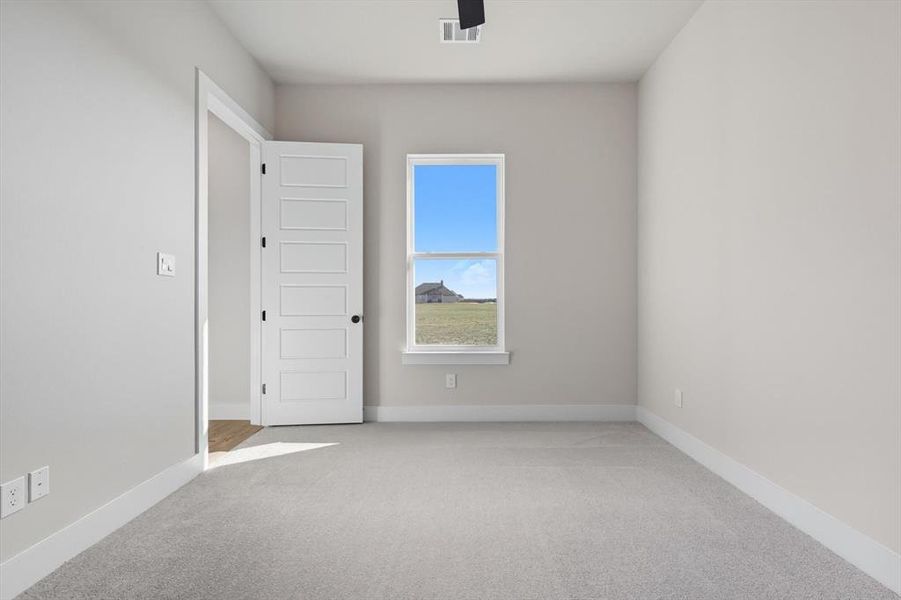 Spacious, unfurnished interior of a new home in , Venus (Image 24). Spacious, unfurnished interior of a new home in , Venus (Image 24).