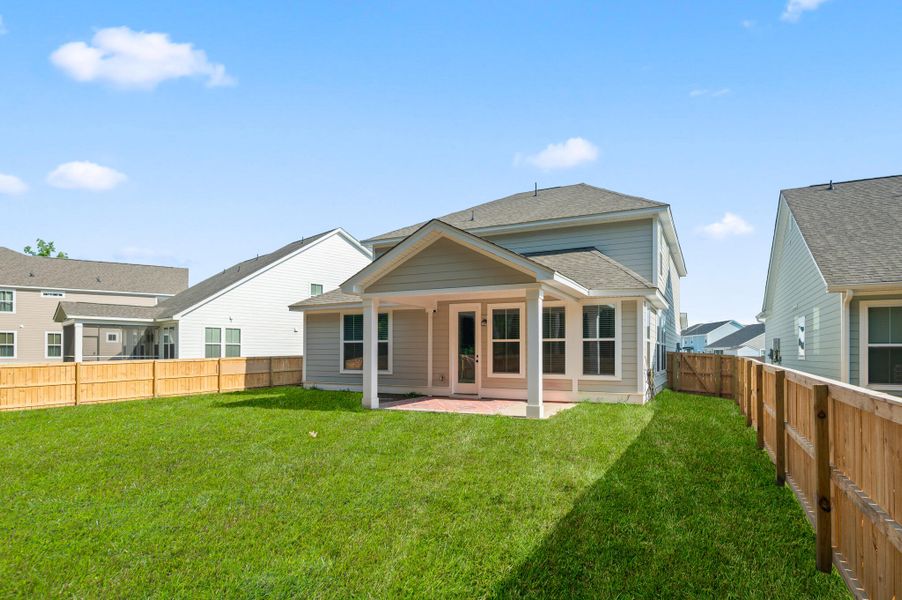 Exterior details and patio area of a home in , Moncks Corner (Image 3).