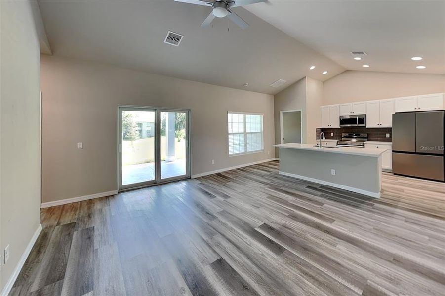Spacious, unfurnished interior of a new home in , North Port (Image 11).