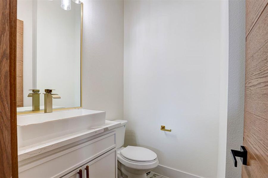 Image 38 of a home in .