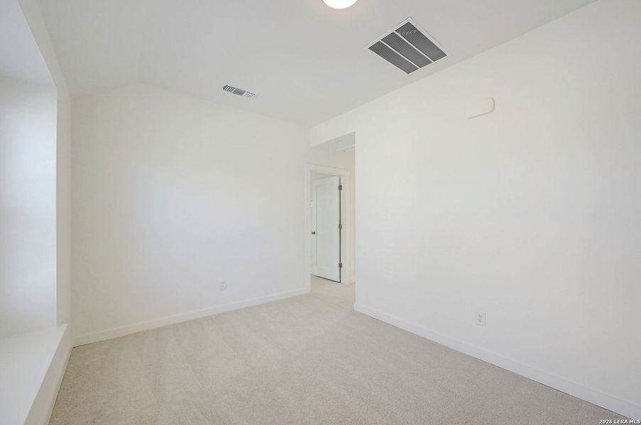 Spacious, unfurnished interior of a new home in Legacy at Lake Dunlap, New Braunfels (Image 25).