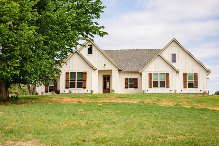 Representative exterior photo of a completed home built from the Refuge Lane by Trinity Classic Homes in Zion Trails, Poolville, TX (Image 25).