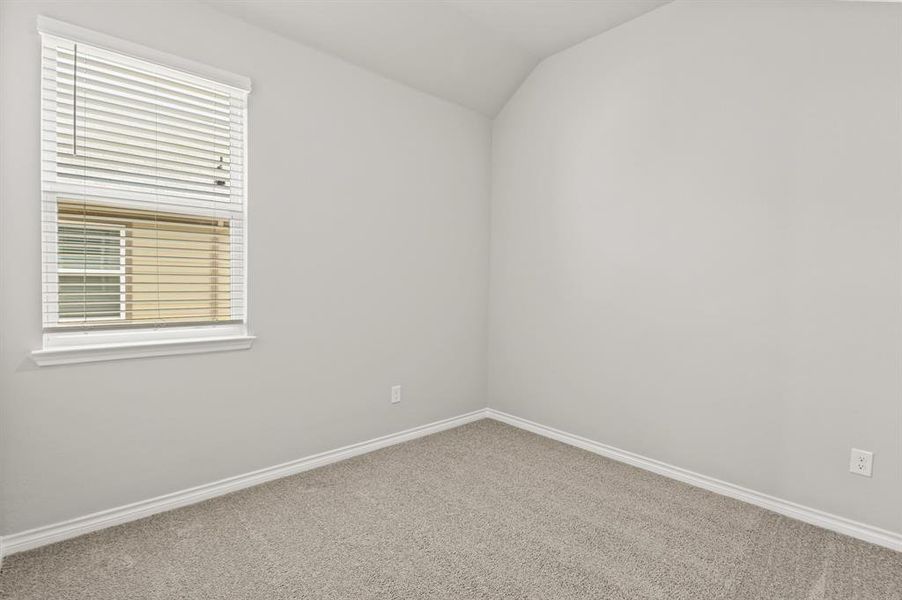 Spacious, unfurnished interior of a new home in Deer Creek, Fort Worth (Image 20). Spacious, unfurnished interior of a new home in Deer Creek, Fort Worth (Image 20).