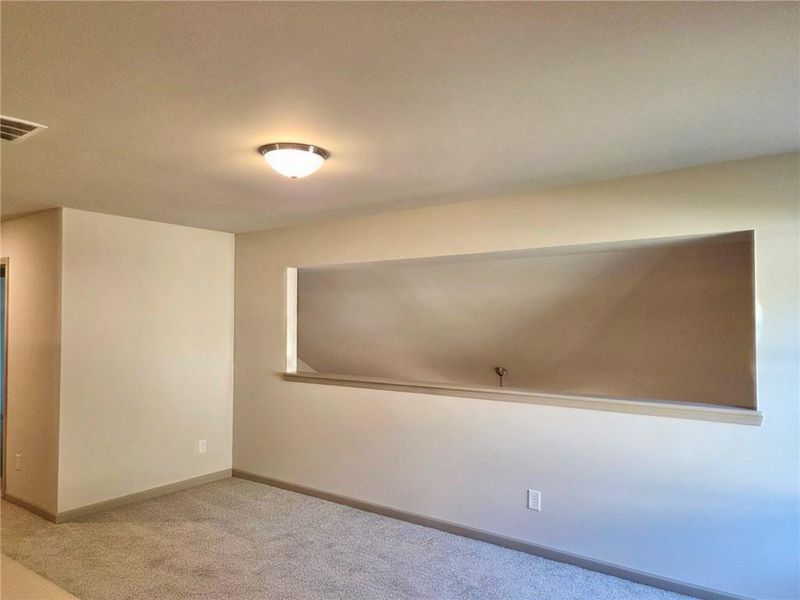 Spacious, unfurnished interior of a new home in , Waleska (Image 14).