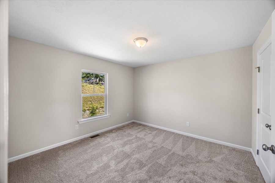 Spacious, unfurnished interior of a new home in Forrest Bluff, North Augusta (Image 26). Spacious, unfurnished interior of a new home in Forrest Bluff, North Augusta (Image 26).