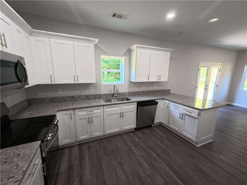 Furnished interior view inside a new home in , Temple (Image 5).