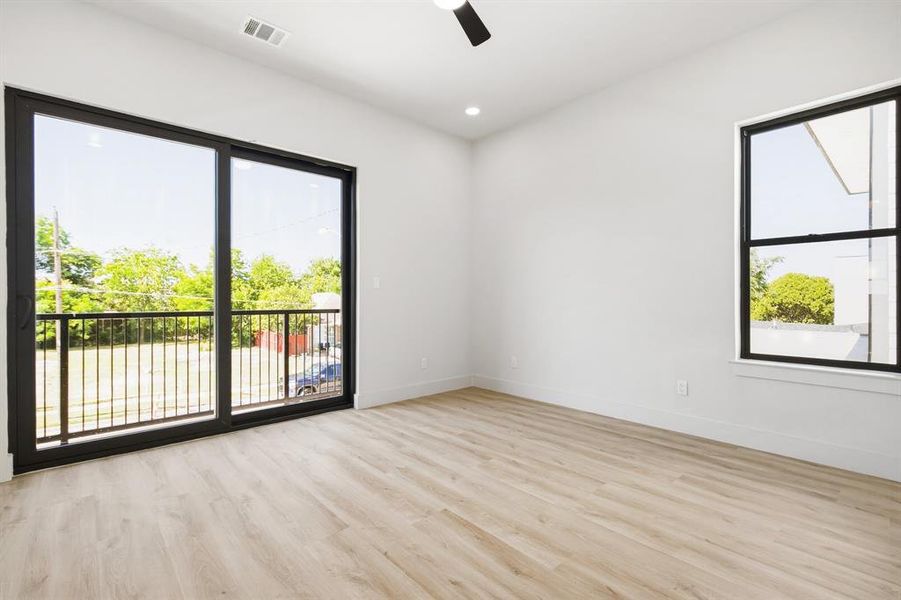 Spacious, unfurnished interior of a new home in , Dallas (Image 29). Spacious, unfurnished interior of a new home in , Dallas (Image 29).