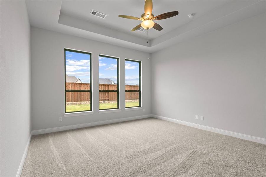 Spacious, unfurnished interior of a new home in Windsong Ranch, Prosper (Image 23). Spacious, unfurnished interior of a new home in Windsong Ranch, Prosper (Image 23).