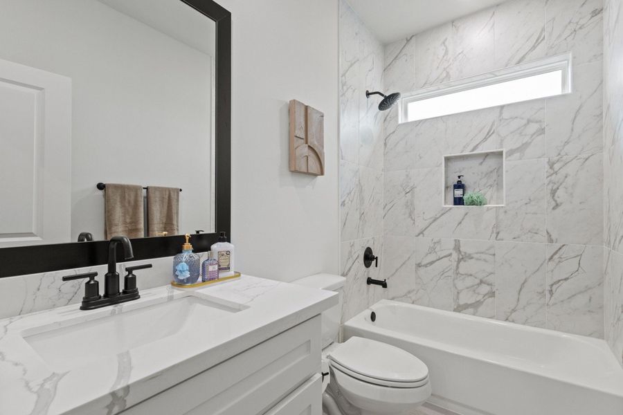 Representative furnished interior of a home built from the Duranta by Hakes Brothers in Paloma Ranch, Harlingen (Image 17).